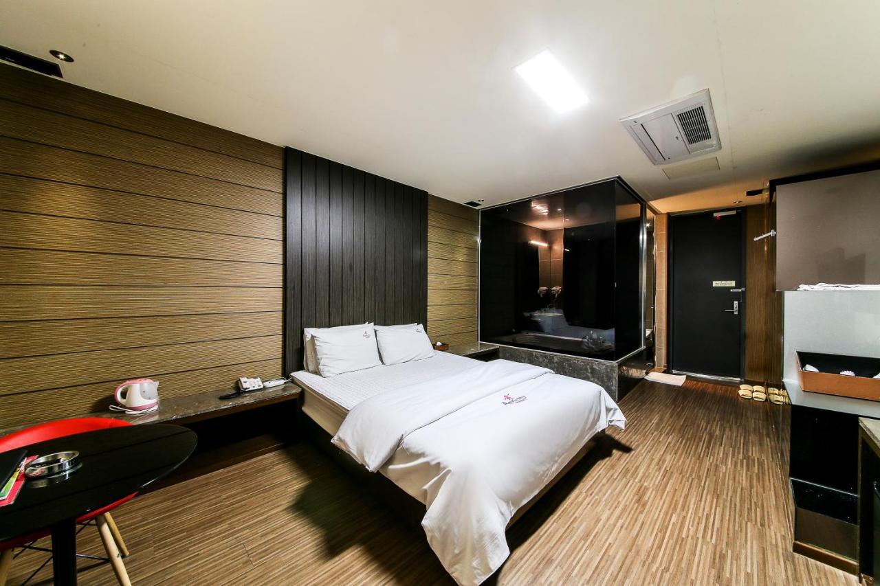 Gyeongju Arrietty Motel エクステリア 写真