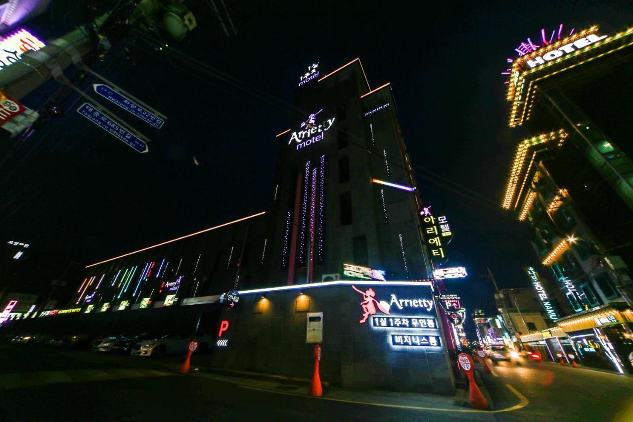 Gyeongju Arrietty Motel エクステリア 写真